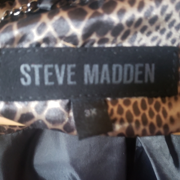 Coat - Picture 3 of 4